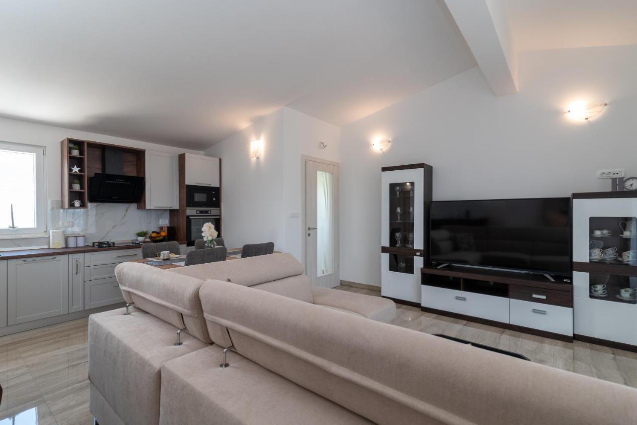 Amazing Sea View Apartment- Romantica * Kastel Stafilic
