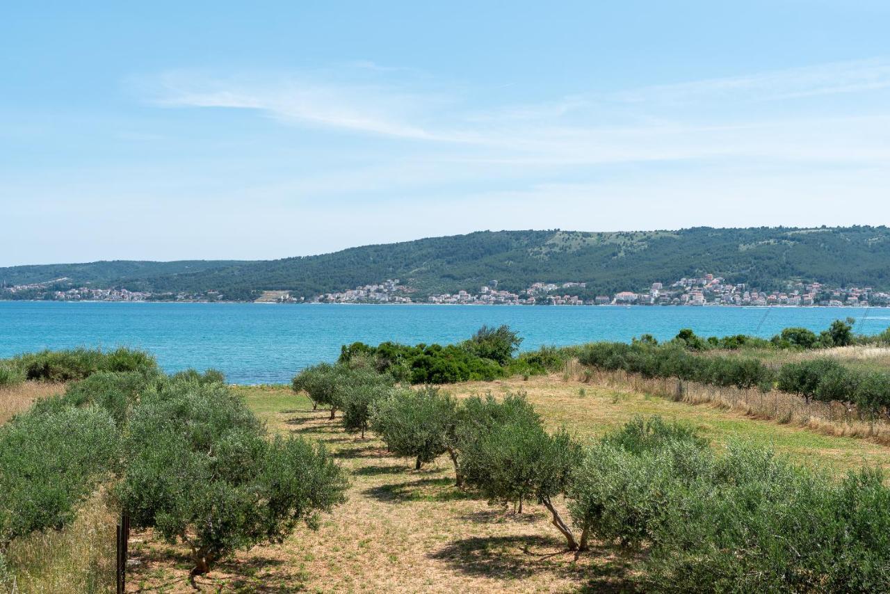 Apartment Amazing Sea View Apartment- Romantica