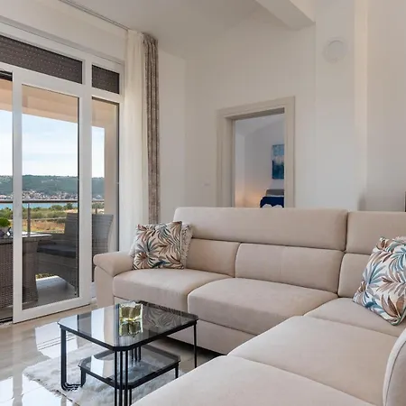 Amazing Sea View Apartment- Romantica Kaštel Štafilić Exterior foto